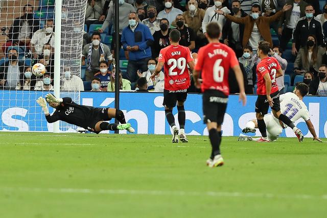 6连败+10轮不胜！佛山南狮0-2无锡吴钩 王一凡、努尔达努斯建功